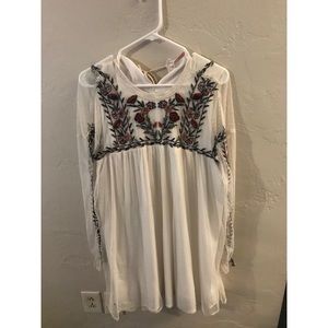 Gorgeous Zara lace dress